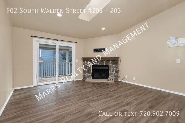 Photo - 902 S Walden St