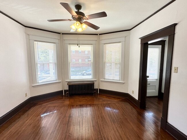 Photo - 423 Hamilton St