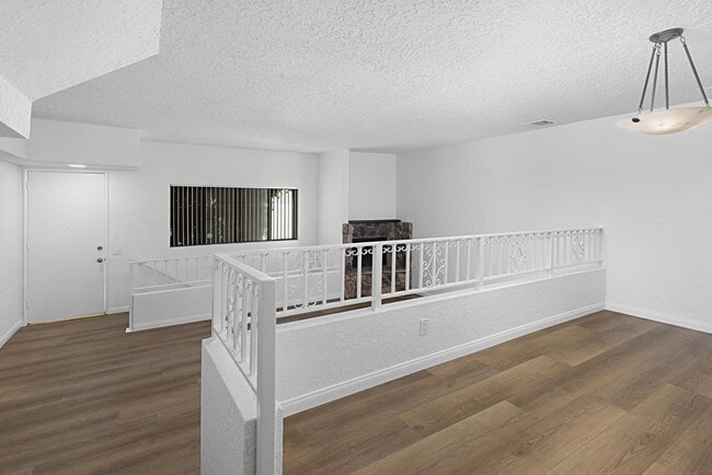 Photo - 697 E California Blvd