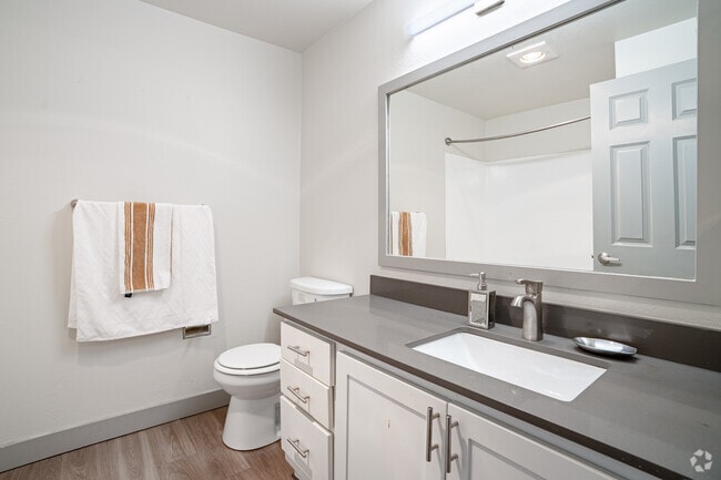3BR, 2BA - 1,248SF - Bathroom - Olin Fields Apartments
