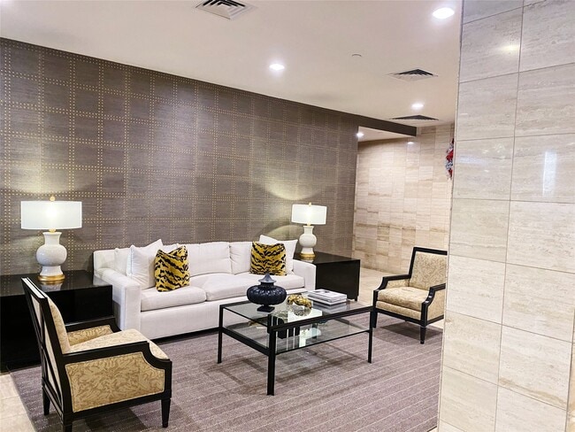 Photo - 14 Greenway Plz Unit 23M