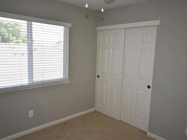 Photo - 1564 Blue Beaver Way