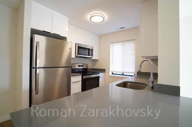 Photo - 27 Webster Ave Unidad 101