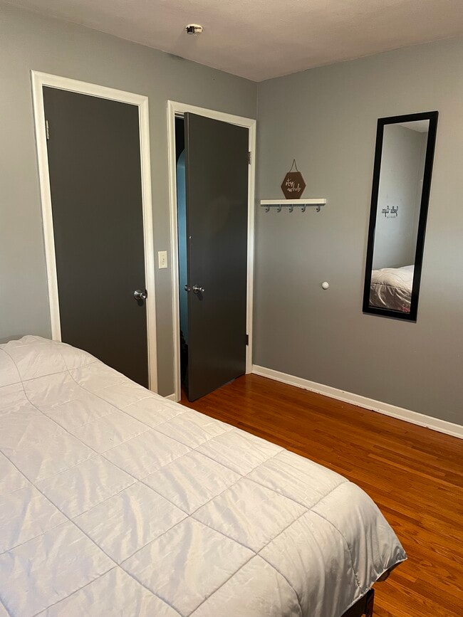 Photo - 1223 2nd St NE