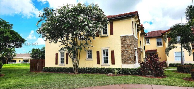 Photo - 3350 NE 13th Cir Dr Unidad 101-21