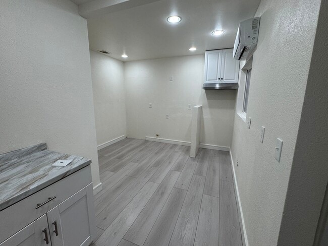 Photo - 8702 Stewart and Gray Rd