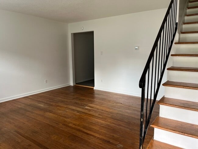 Photo - Adorable 2 Bed 1 Bath Available NOW! Unit 3817