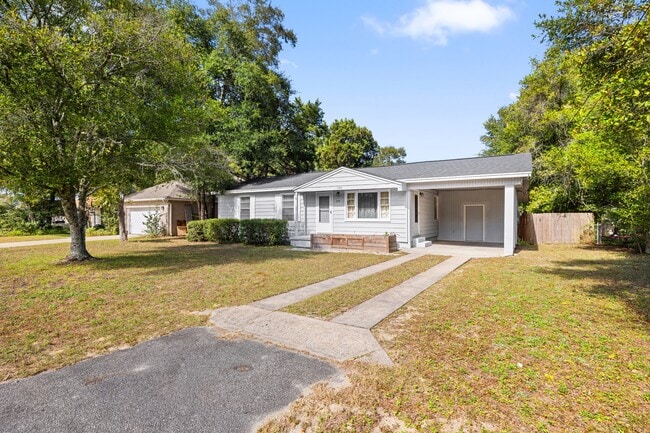 Photo - 354 Chicago Ave House