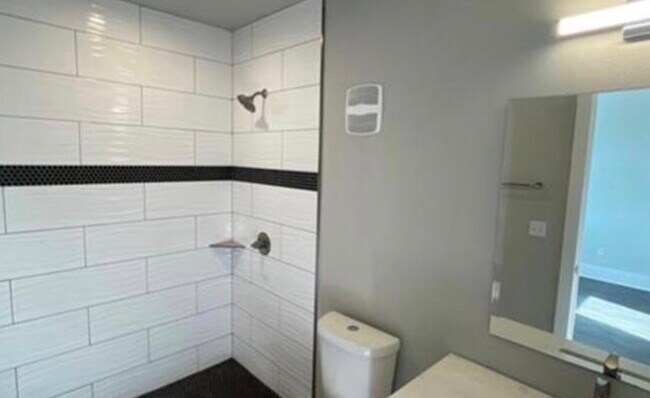Photo - 2727 Houston Ave Unit 209