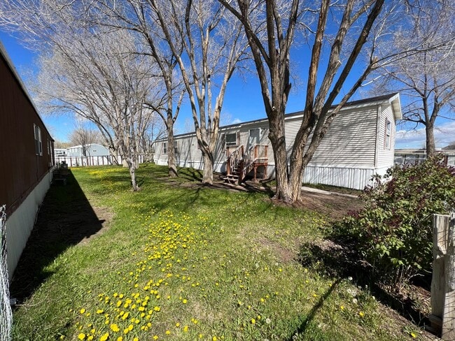 Photo - 2 Bedroom 2 Bath Updated Mobile Home in Cliffview Mobile Home Park. Very well kept-up area.