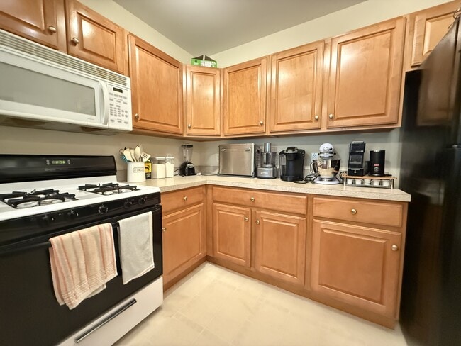 Photo - 2241 S Main St