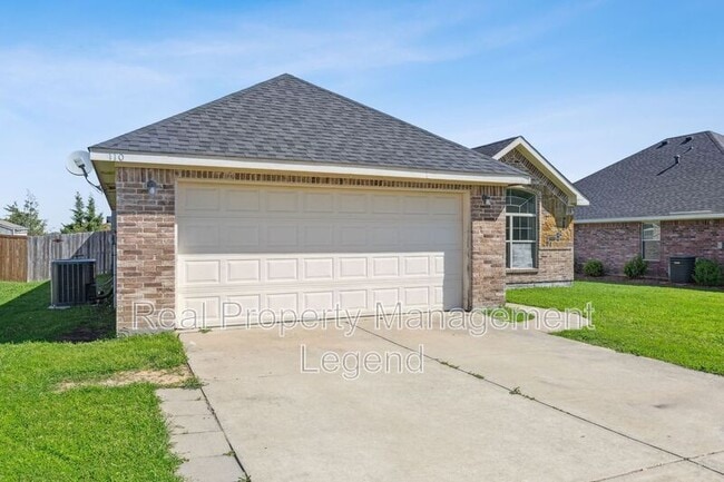 Photo - 110 Magnolia St