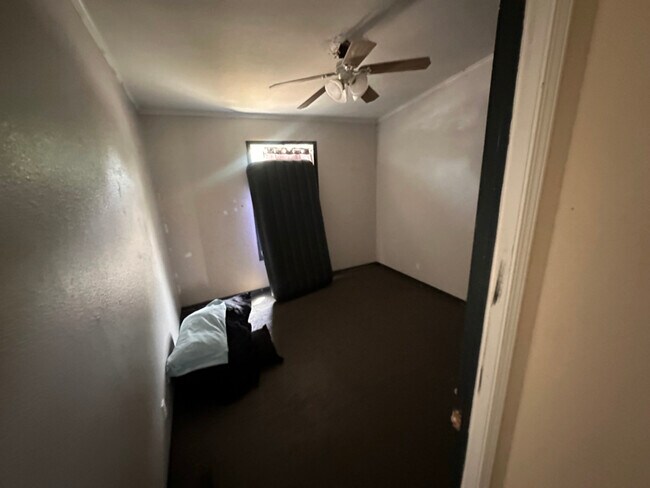 Photo - 327 Maridel Ave