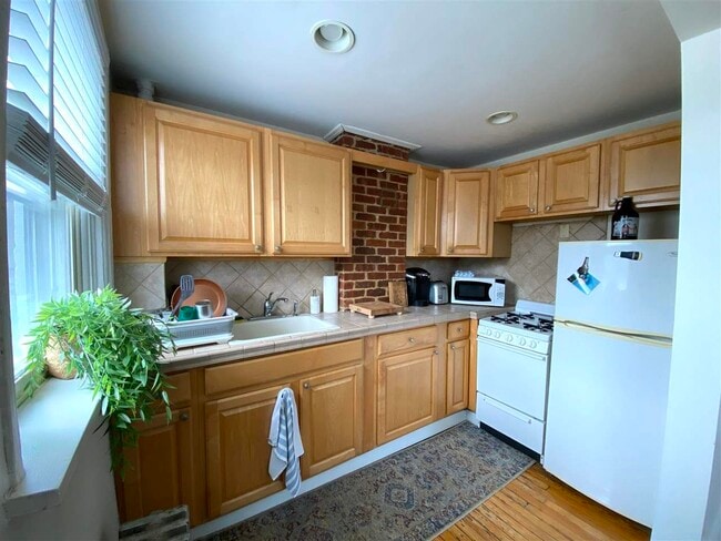 Photo - 647 Garden St Unidad 3W