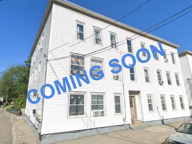 Building Photo - 118 Beech St Unit 5