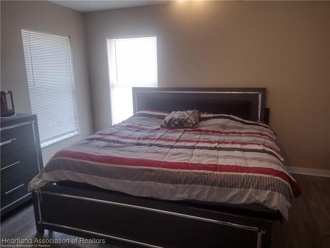 Photo - 4735 Trout Ave