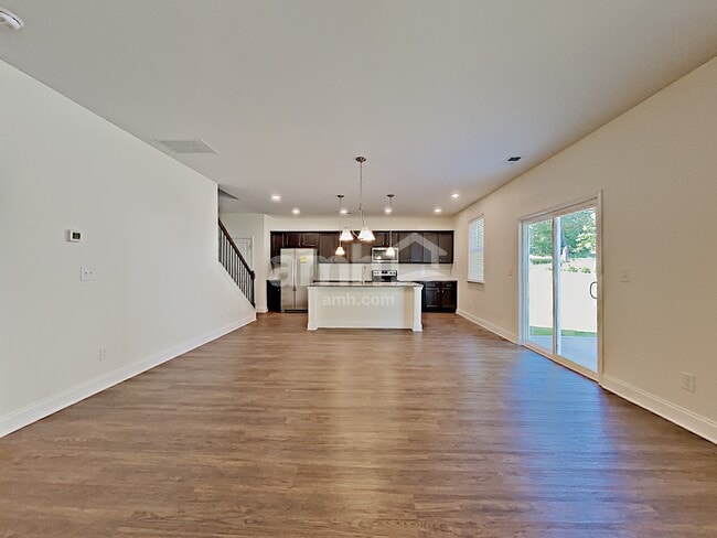 124 Lindridge Dr