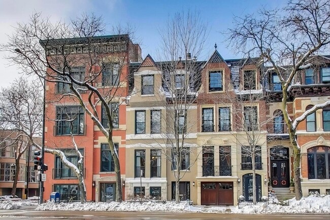 Photo - 1402 N La Salle Dr Unit 1N