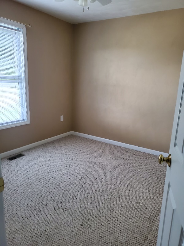 Photo - 770 Riverland Rd SE Unidad A