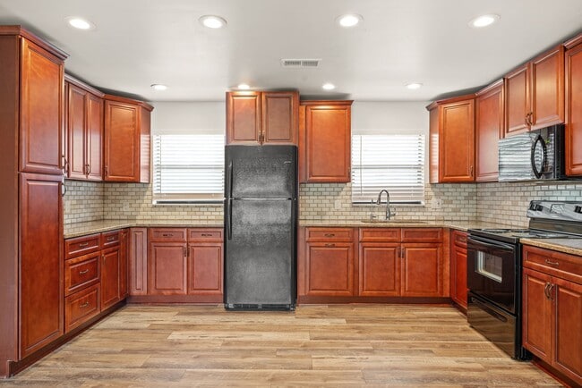 Photo - 4945 91st Ave N Unit 30