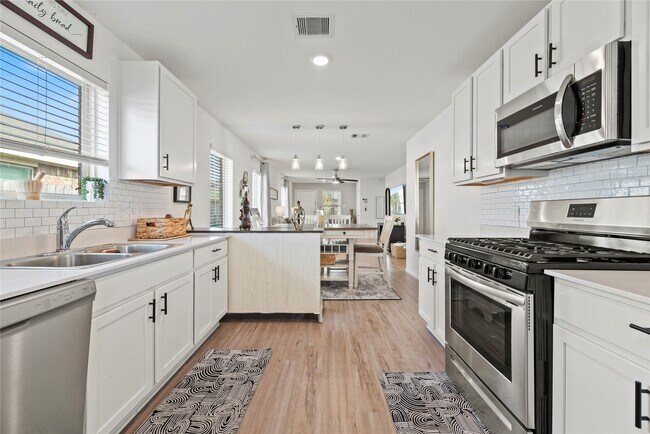 Photo - 7207 Clover Chase Dr