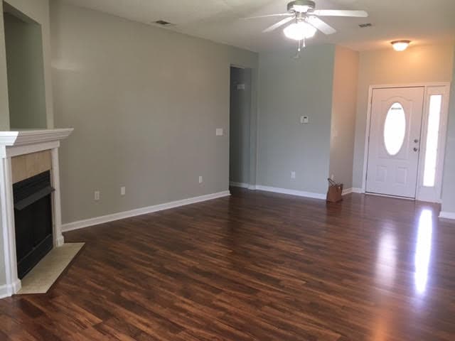 Photo - 601 Hidden Creek Cir