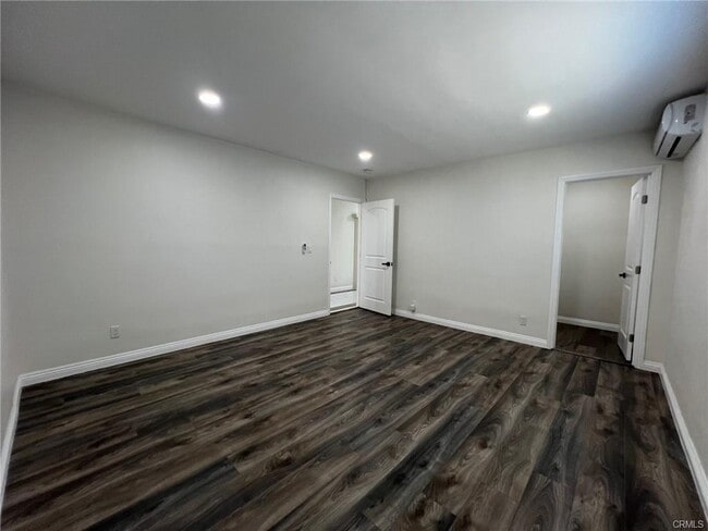 Photo - 5246 Hallowell Ave