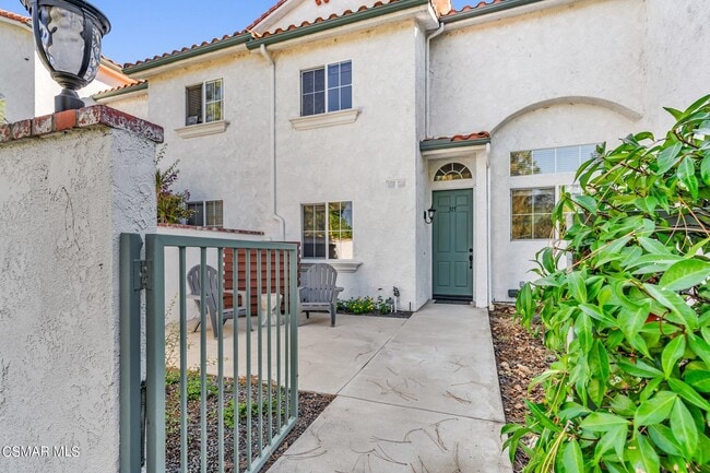 315 Westlake Vista Ln