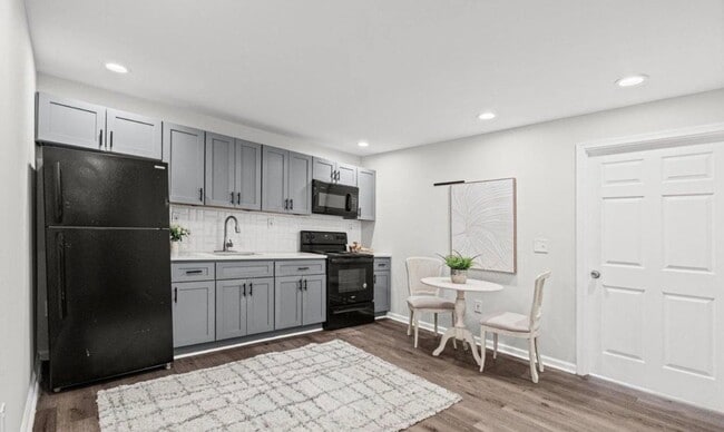 Photo - 5132 Pembridge Ave Unit 5132 Pembridge Avenue #1
