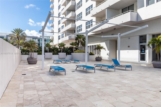 Photo - 9225 Collins Ave Unit 908