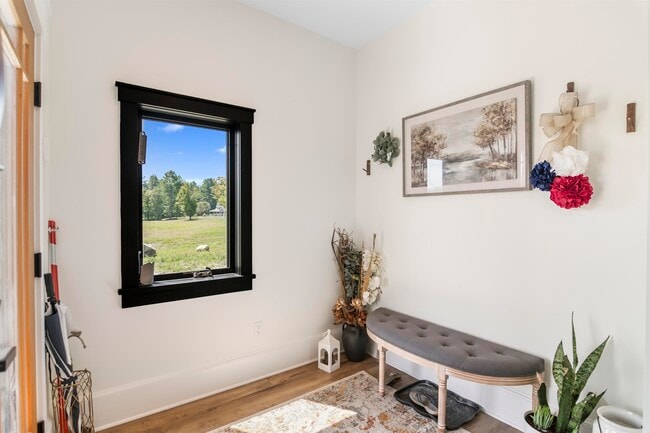 Photo - 896 Melendy Hill Rd