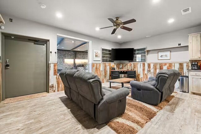 Photo - Fully Furnished Rental at Buffalo Springs Lake! All bills paid! Unit B