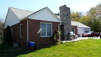 Nice Brick Ranch-Style House located acros... - Nice Brick Ranch-Style House located acros...