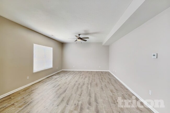 Photo - 176 Heartwood Hill