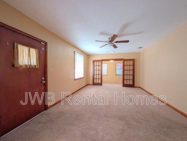 Photo - 1147 Maynard St