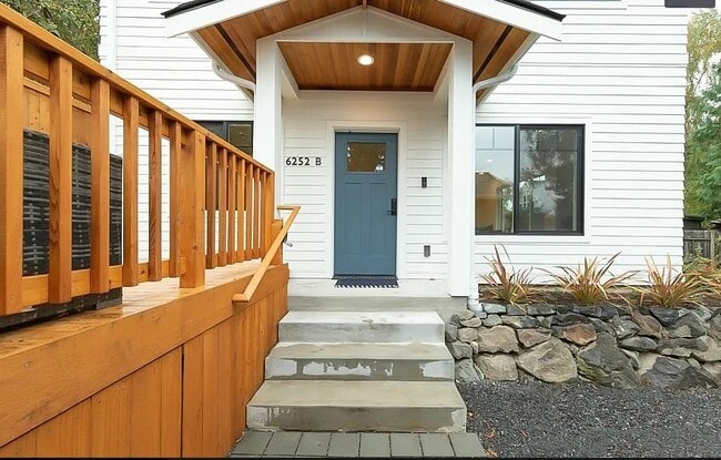 Photo - 6252 52nd Ave NE House