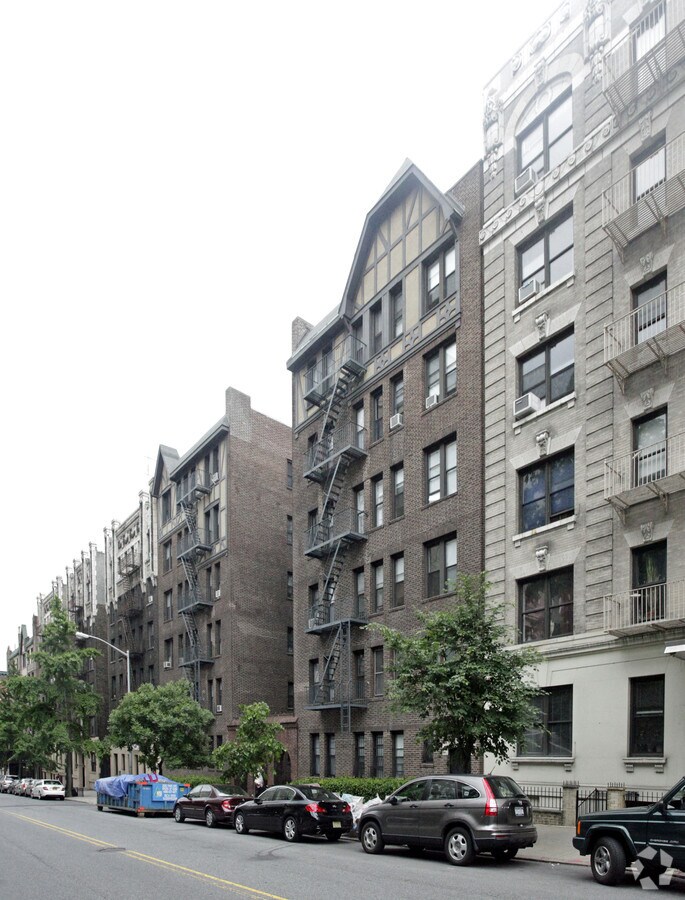 Photo - 150 Claremont Ave