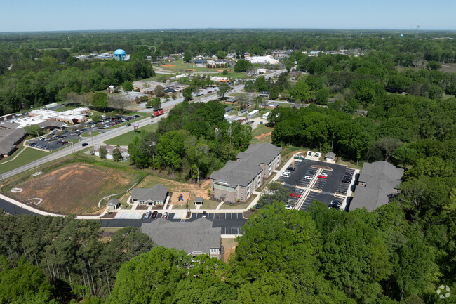 Aerial - Forest Glen Rental