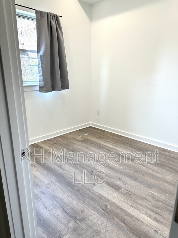 Photo - 5146 Ranstead St