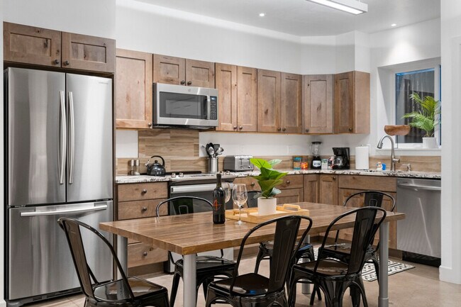 Photo - 524 W Pacific Ave Unidad SI ID1490428P