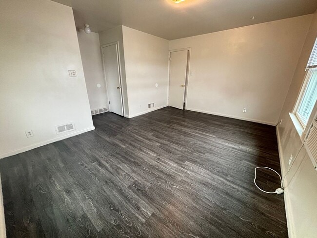 Photo - 732-742 W Wasatch St Unidad 738