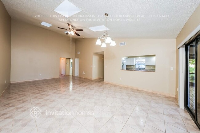 Photo - 2703 SW 5th St