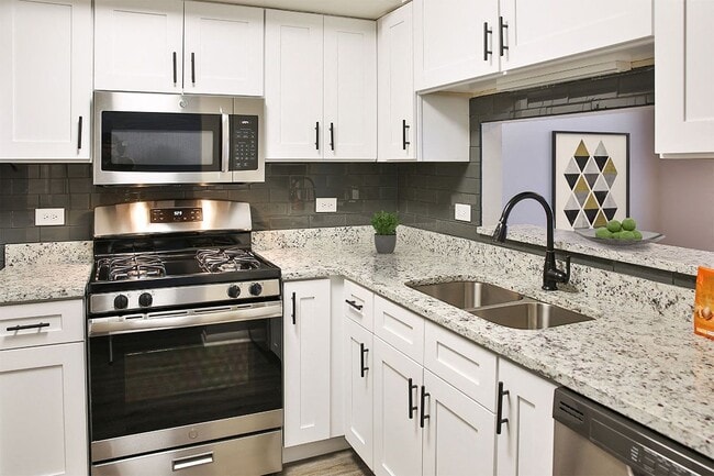Arlington Club Apartments