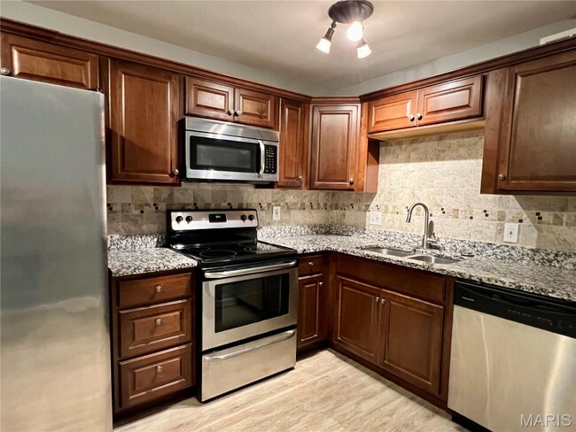 Photo - 6990 Colonial Woods Dr Unit 59