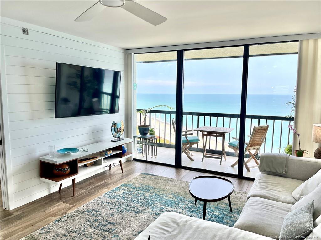 Photo - 8800 S Ocean Dr Unidad 1002 Rental