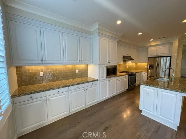 Photo - 35 Larkfield