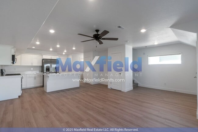 Building Photo - BRAND NEW - 3BD/2.5BTH/2GAR - SPANISH FORK Rental