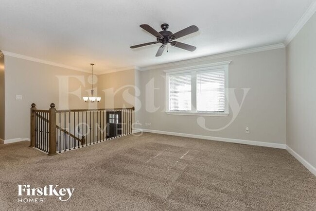 Photo - 1018 NE Trailwood Dr