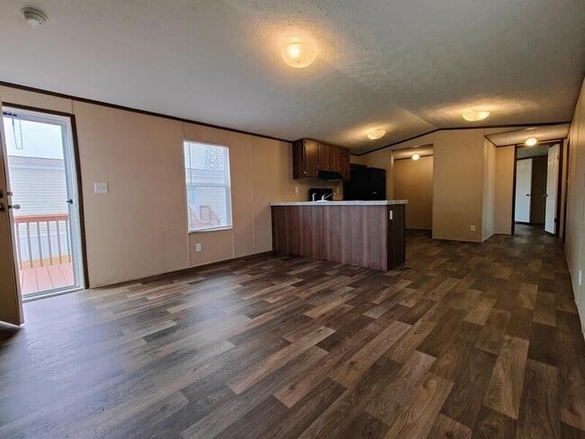 Photo - 309 W Tower Ln