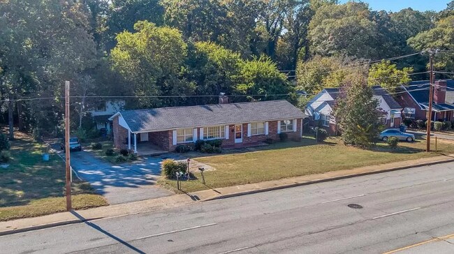 Photo - 728 Asheville Hwy House